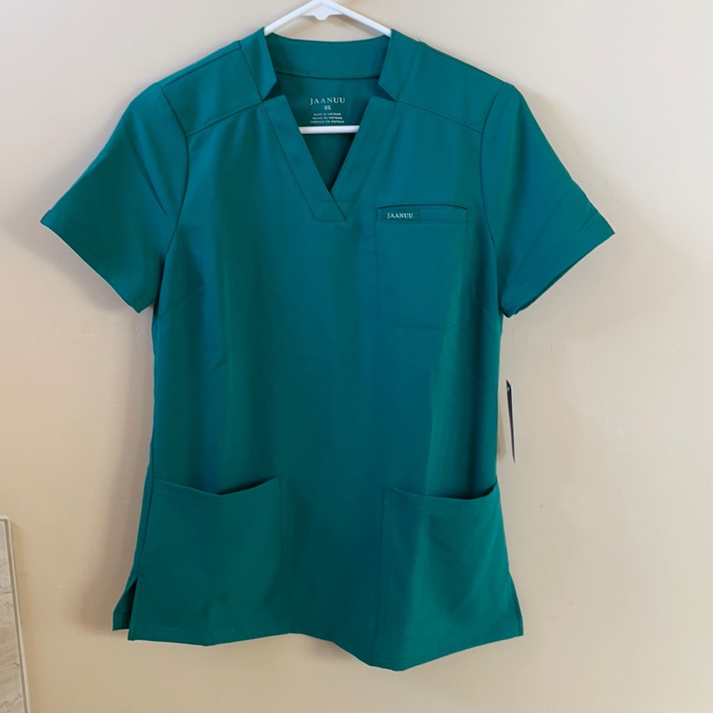 NWT Jaanuu Hunter Green Scrub Top